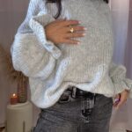 Camisola com gola e punhos com folhos em lã e mohair