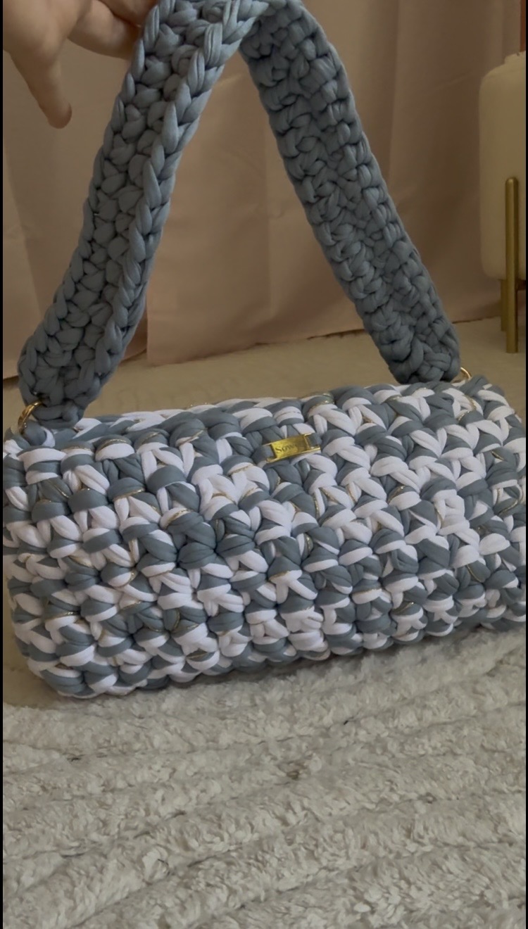 Screenshot Mala de mão com alça larga "Brisa Dourada" - Edição limitada SOWELA crochet - Image 1